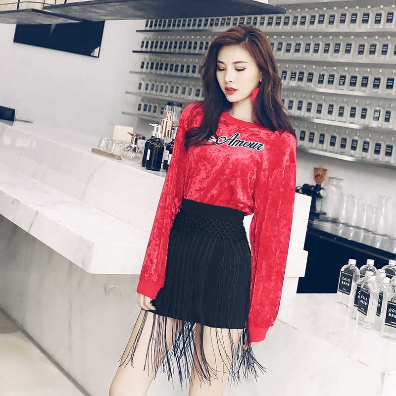 紅色超火衛衣女套裝裙2018新款秋季長袖上衣流蘇半身短裙兩件套潮