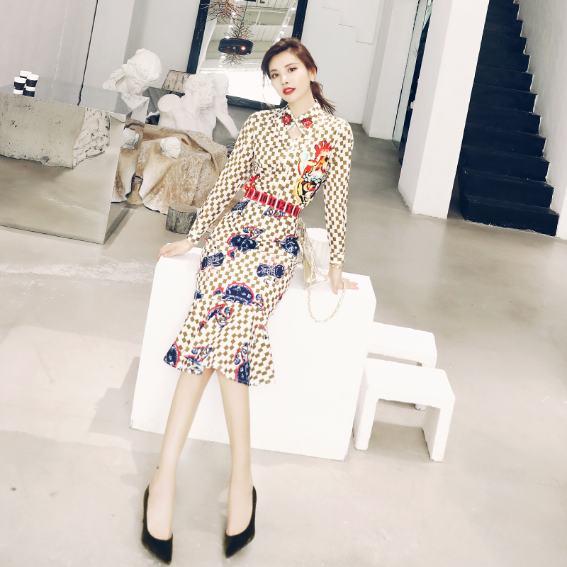 S秀印花套裝女夏2018新款時尚休閑氣質上衣半身人魚裙兩件套潮
