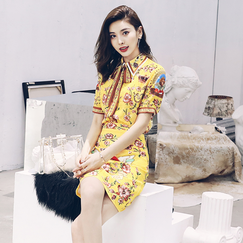 歐洲站名媛印花上衣釘珠套裝女夏2018新款高腰半裙時尚兩件套潮