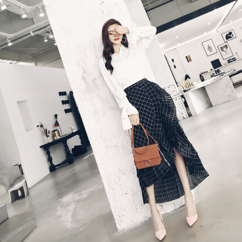 歐洲站時尚兩件套2018秋季長袖襯衫高腰格子不規則半身裙洋氣套裝