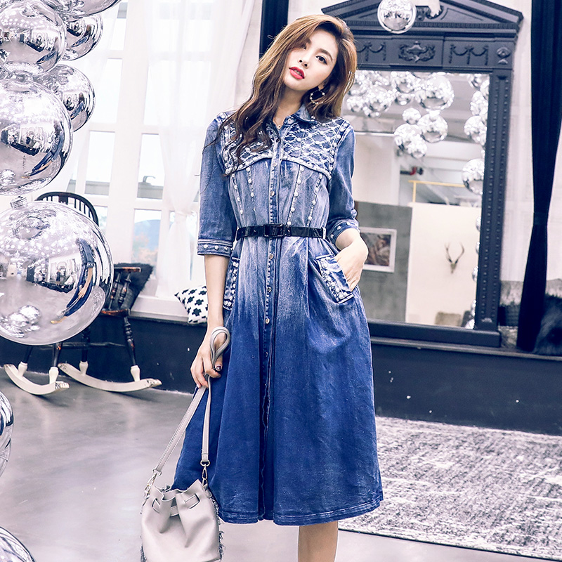 釘珠連衣裙女秋裝秋季2018新款韓版氣質修身收腰顯瘦中袖牛仔長裙