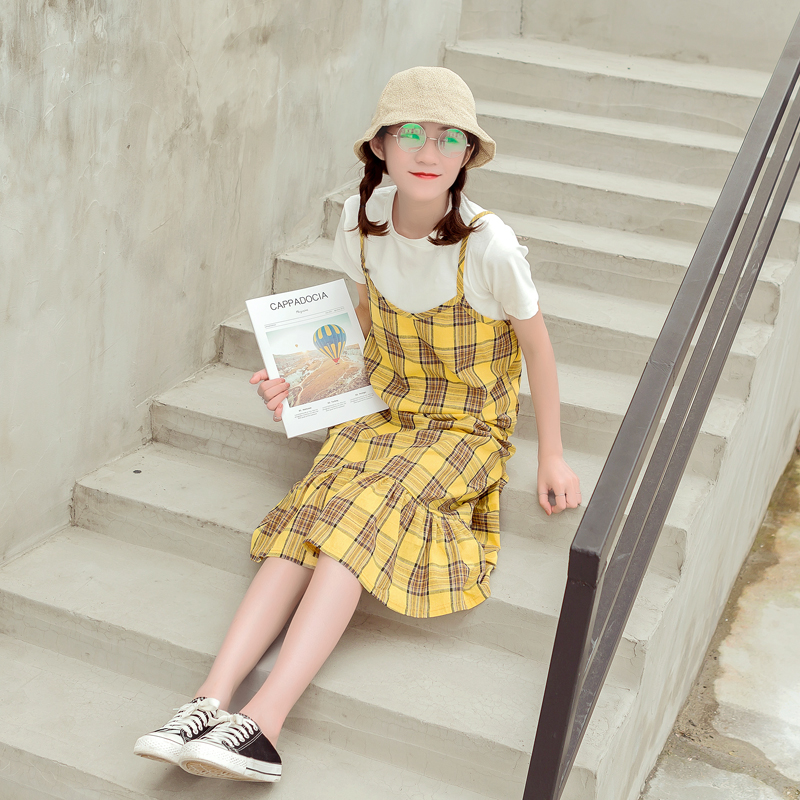 春夏裝韓版新款學生黃色格子吊帶連衣裙寬松時尚中長款裙子女